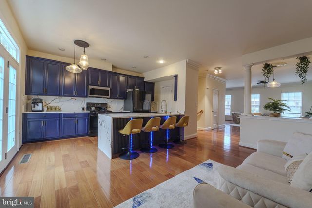 2505 BASIN VIEW LN, Woodbridge, VA 22191