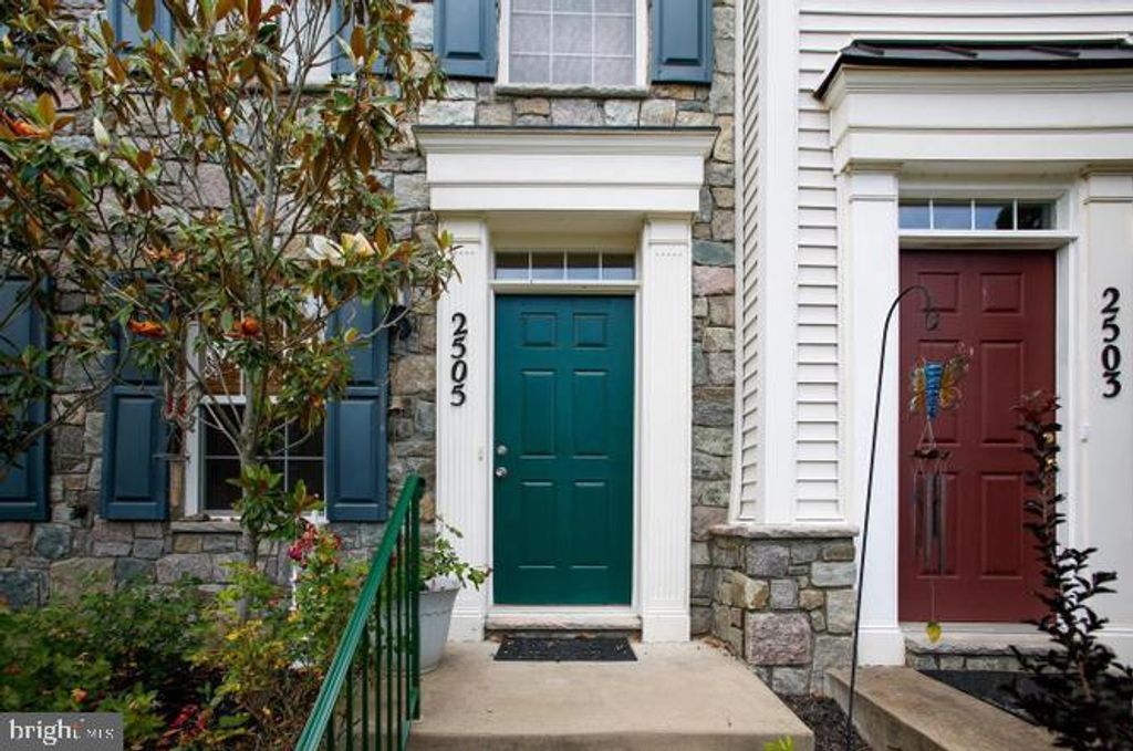 2505 BASIN VIEW LN, Woodbridge, VA 22191