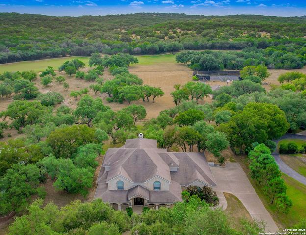 429 Fossil Hills Loop, Spring Branch, TX 78070