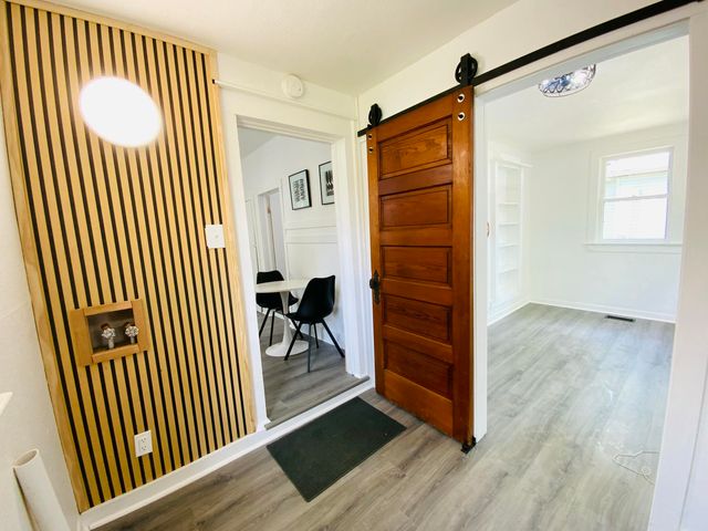 1448 E Florida Street, Springfield, MO 65803