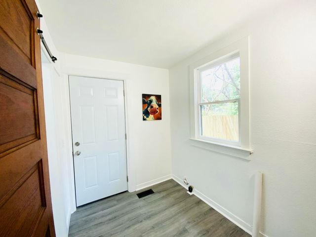 1448 E Florida Street, Springfield, MO 65803