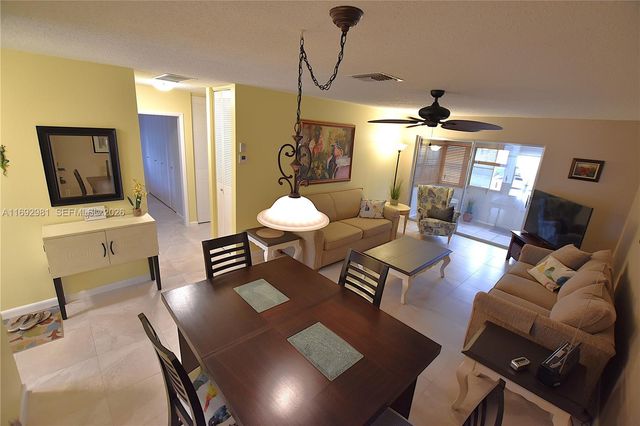 2688 Dudley Drive East H, West Palm Beach, FL 33415