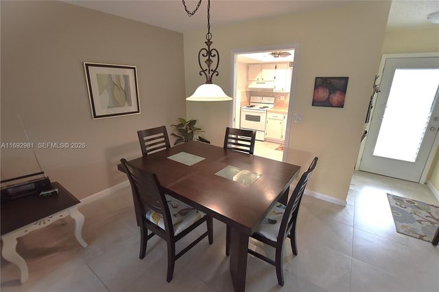 2688 Dudley Drive East H, West Palm Beach, FL 33415