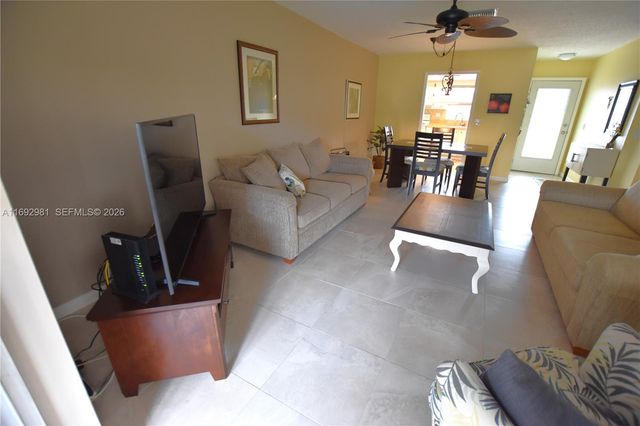 2688 Dudley Drive East H, West Palm Beach, FL 33415