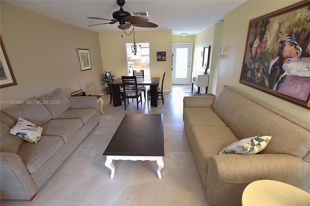 2688 Dudley Drive East H, West Palm Beach, FL 33415