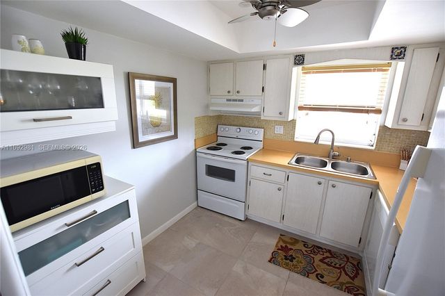 2688 Dudley Drive East H, West Palm Beach, FL 33415