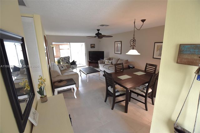 2688 Dudley Drive East H, West Palm Beach, FL 33415