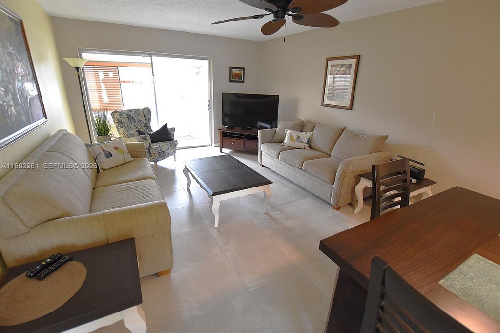 2688 Dudley Drive East H, West Palm Beach, FL 33415