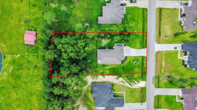 884 Road 660, Dayton, TX 77535