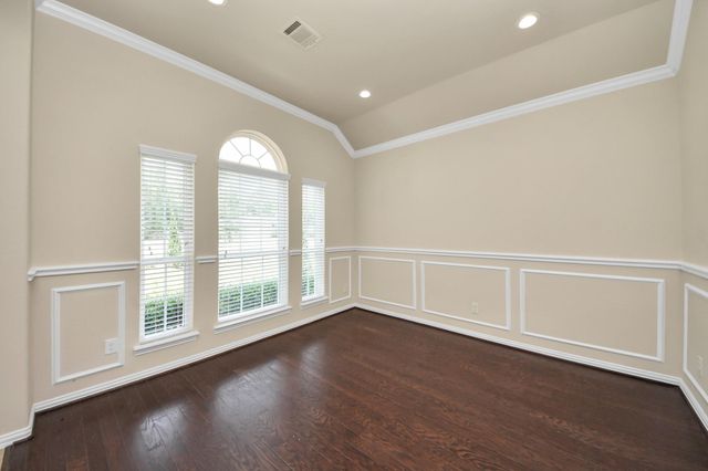 884 Road 660, Dayton, TX 77535