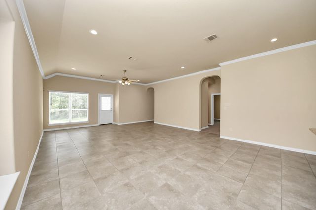 884 Road 660, Dayton, TX 77535