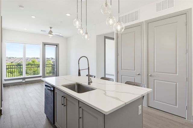2700 Old Denton Road 3314, Carrollton, TX 75007