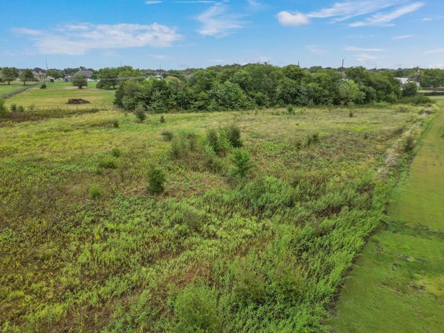 1061 Black Champ Road, Waxahachie, TX 75167