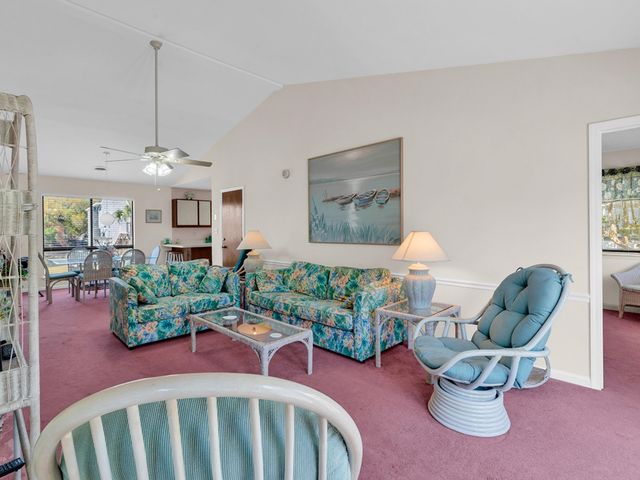 1107 N Waccamaw Dr., Garden City Beach, SC 29576