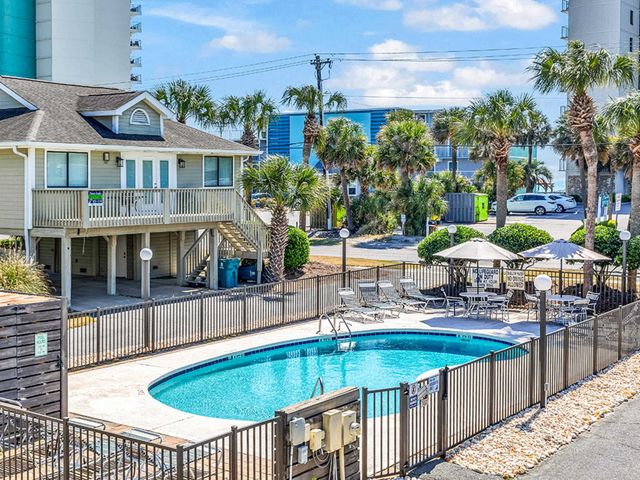 1107 N Waccamaw Dr., Garden City Beach, SC 29576