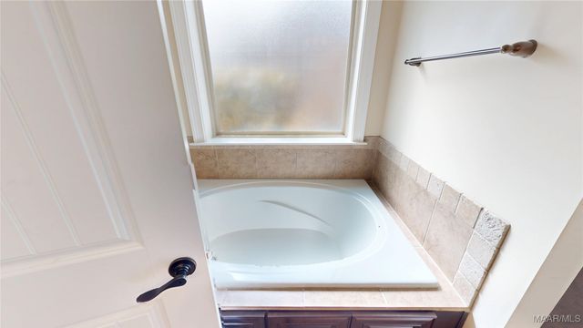 170 S CHARLESON Crossing, Pike Road, AL 36064