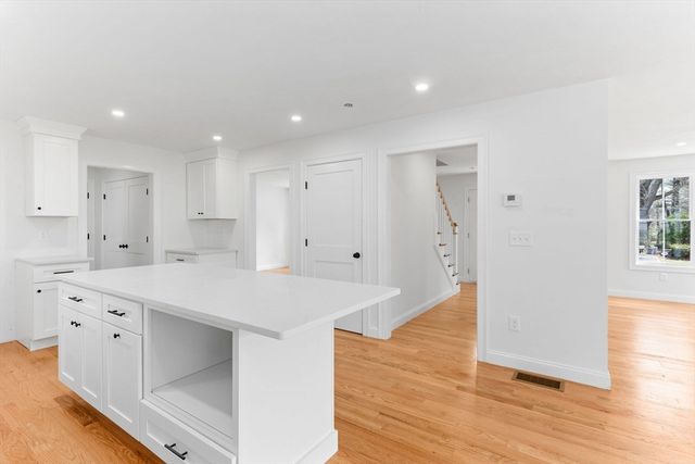 123 Center St, Raynham, MA 02767