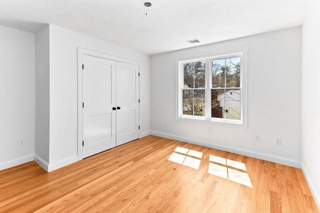 123 Center St, Raynham, MA 02767