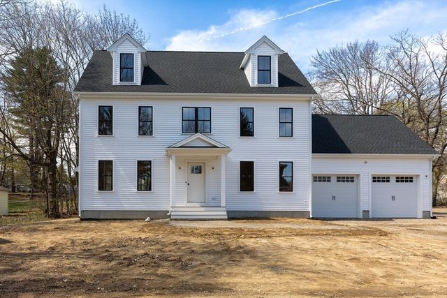 123 Center St, Raynham, MA 02767