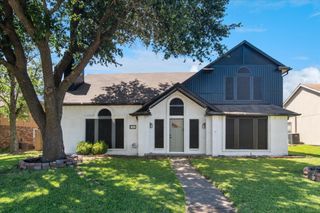 501 Kenya Street, Cedar Hill, TX 75104