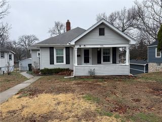 1428 Central Avenue, Leavenworth, KS 66048