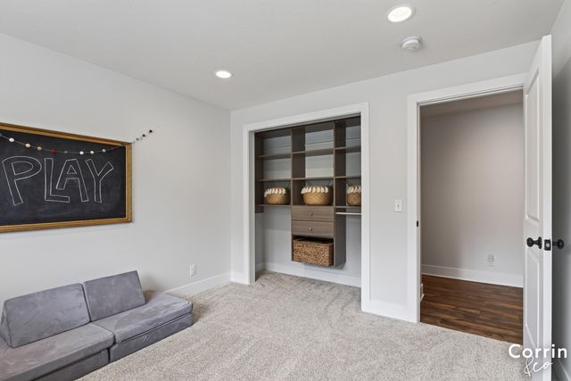 1520 Shenandoah Drive, Zeeland, MI 49464