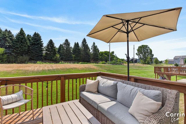 1520 Shenandoah Drive, Zeeland, MI 49464