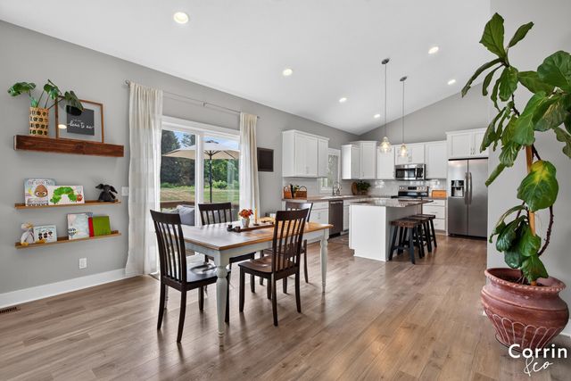 1520 Shenandoah Drive, Zeeland, MI 49464