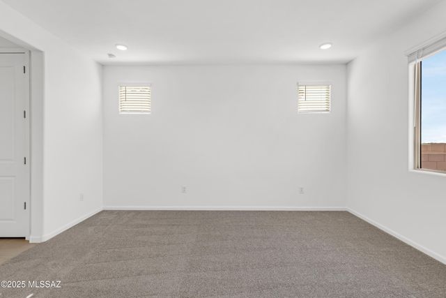 10112 S Arnold Ranch Court, Vail, AZ 85641