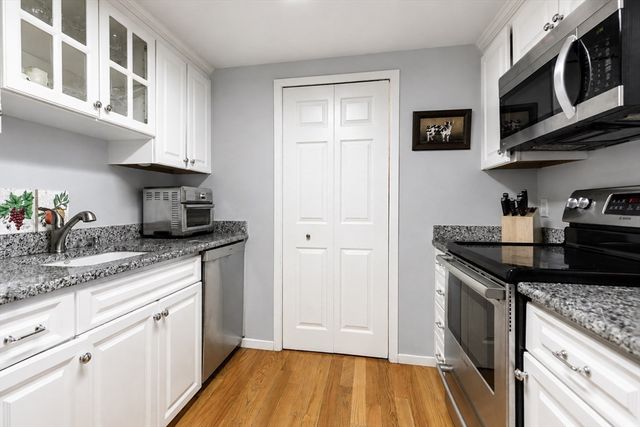 47 Harvard St A304, Boston, MA 02129