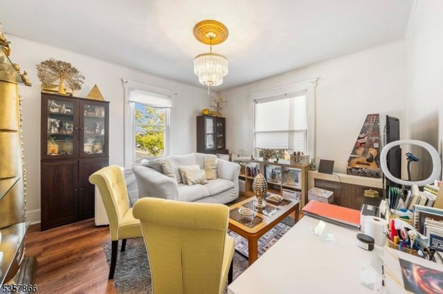 255 E Westfield Ave, Roselle Park Boro, NJ 07204