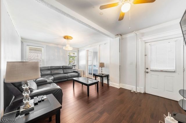 255 E Westfield Ave, Roselle Park Boro, NJ 07204