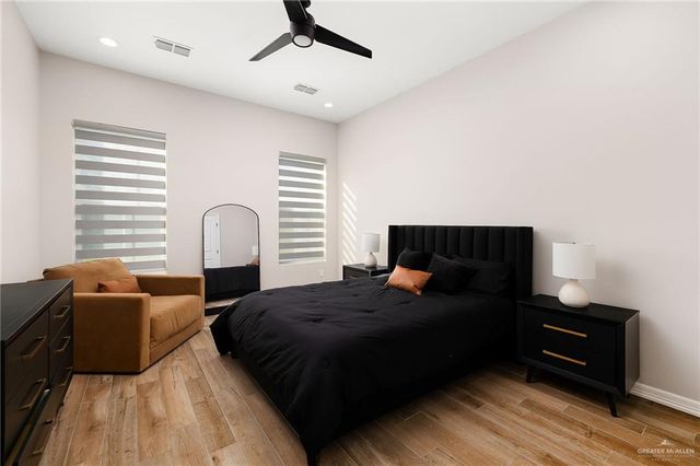 527 Hunter Drive, Alamo, TX 78516