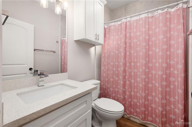 527 Hunter Drive, Alamo, TX 78516