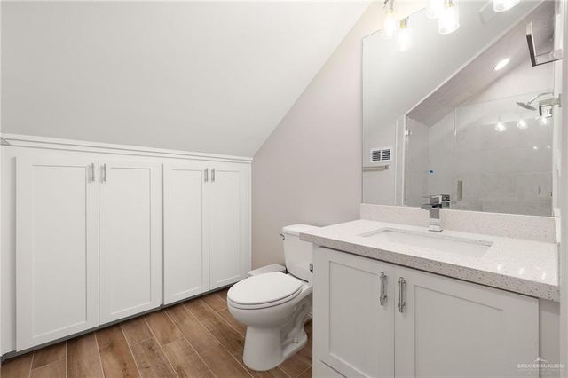 527 Hunter Drive, Alamo, TX 78516