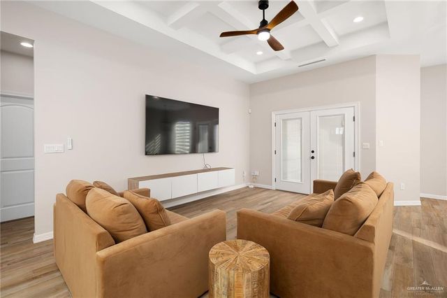 527 Hunter Drive, Alamo, TX 78516