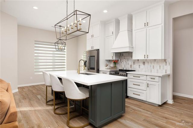 527 Hunter Drive, Alamo, TX 78516