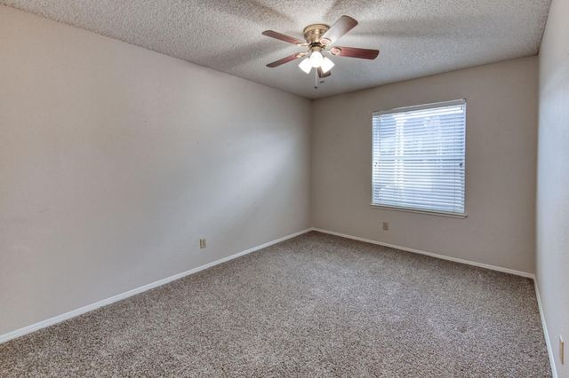 152 Karen Avenue, Clovis, CA 93612