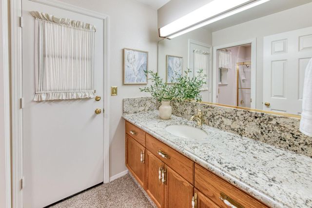 152 Karen Avenue, Clovis, CA 93612