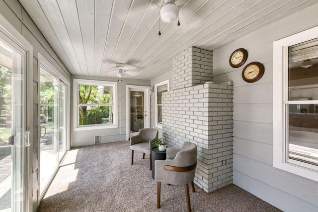 152 Karen Avenue, Clovis, CA 93612