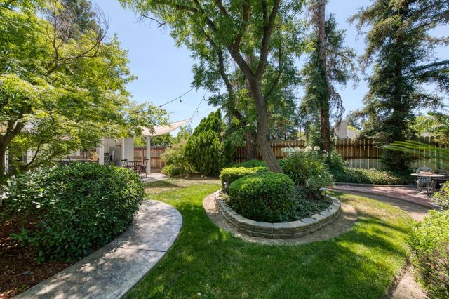 152 Karen Avenue, Clovis, CA 93612