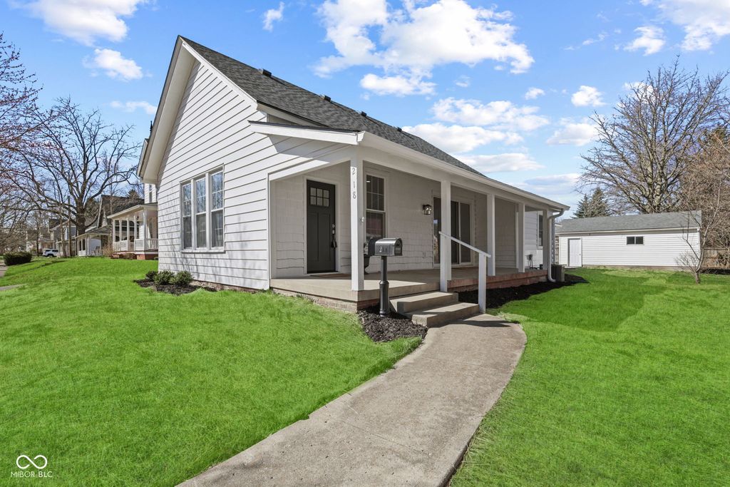 218 Walnut Street, Greenfield, IN 46140