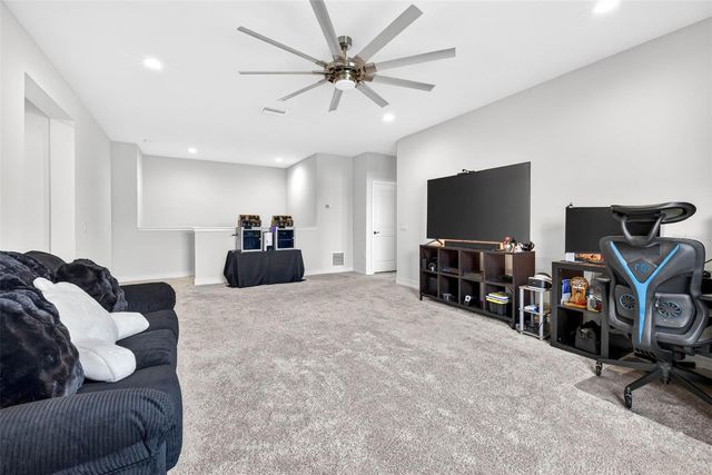 7109 BAY LAUREL, Wesley Chapel, FL 33545
