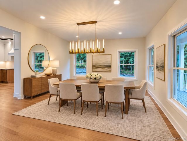 18 Overton Pass, Saint James, NY 11780