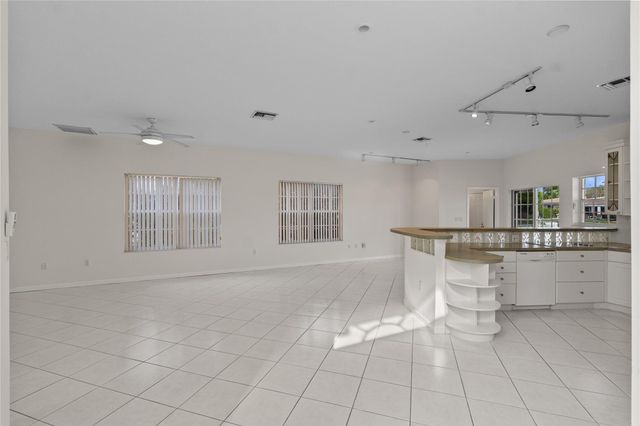 2671 NE 22nd Court, Pompano Beach, FL 33062