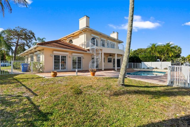 2671 NE 22nd Court, Pompano Beach, FL 33062