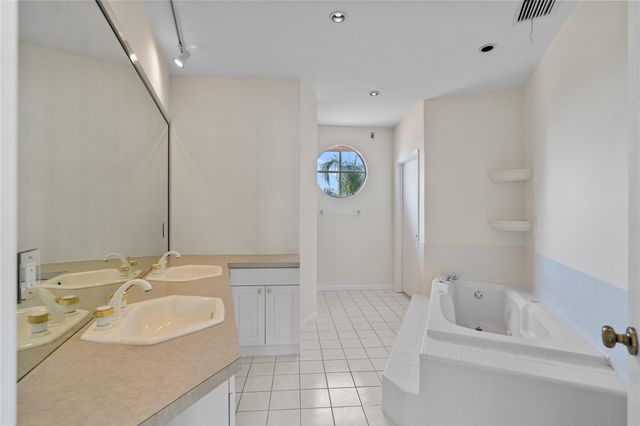 2671 NE 22nd Court, Pompano Beach, FL 33062