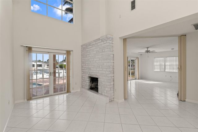 2671 NE 22nd Court, Pompano Beach, FL 33062