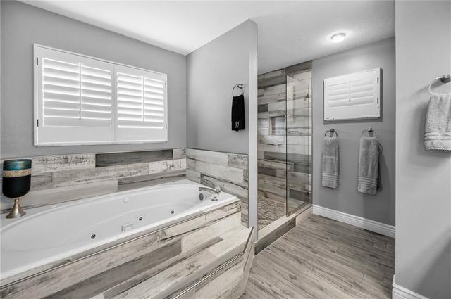 5807 CAY COVE COURT, Tampa, FL 33615