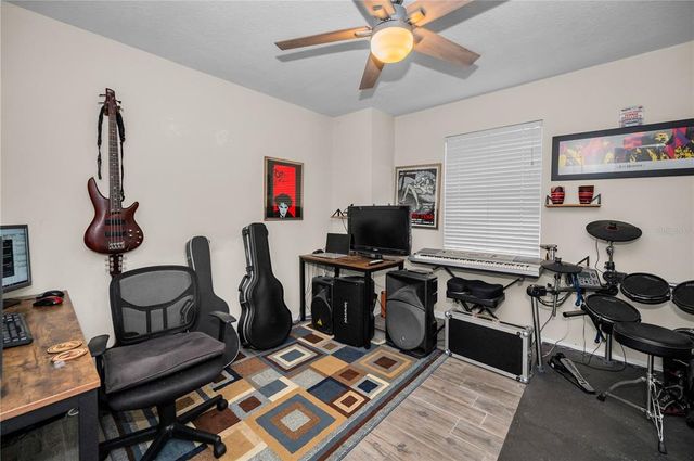 5807 CAY COVE COURT, Tampa, FL 33615